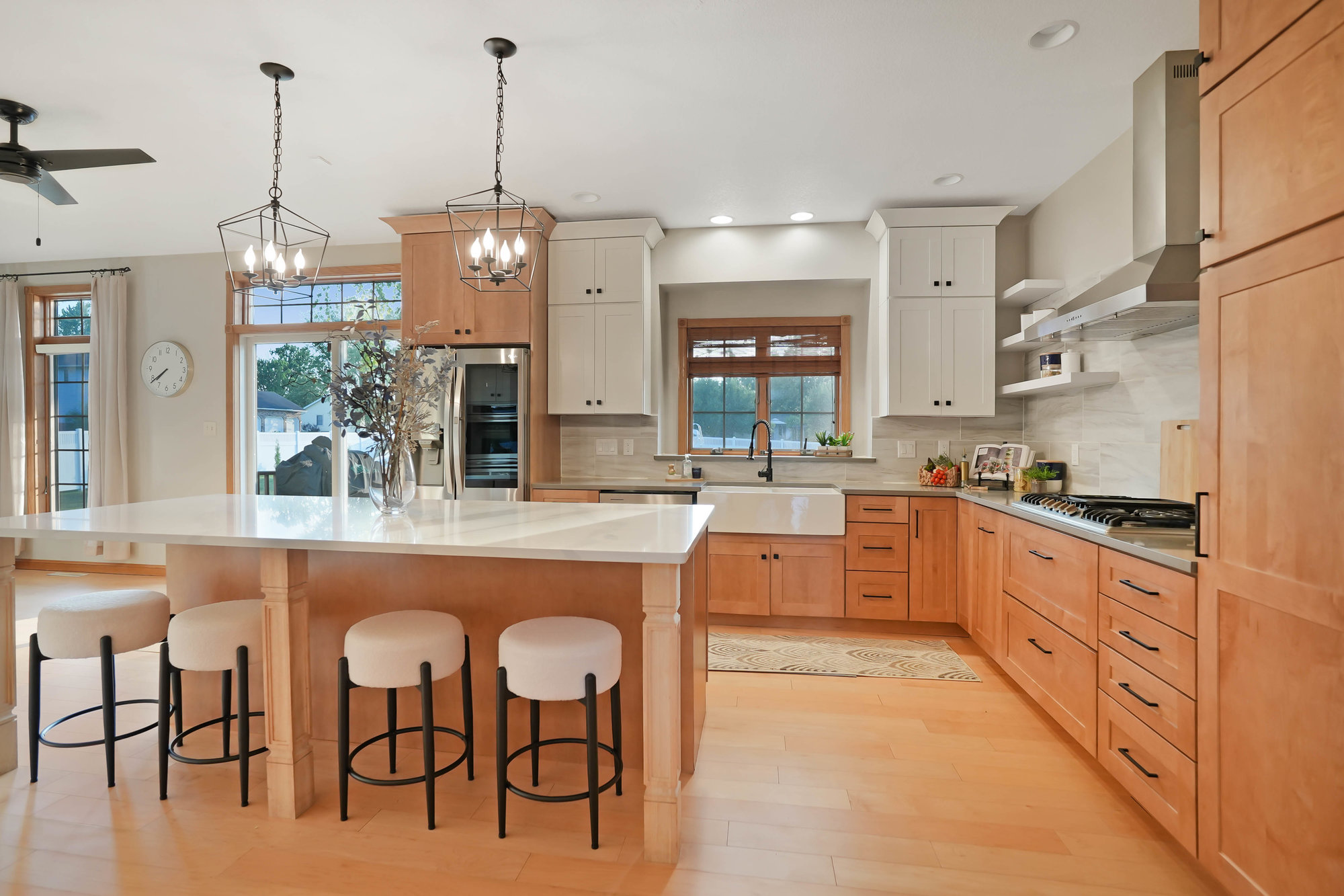 Looking for the perfect home for entertaining? 4129 Tiffany Lane is THE home for you!